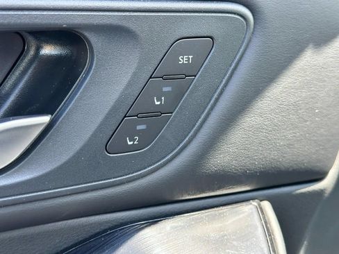 Used 2026 Nissan Rogue SV AWD/4WD image 10