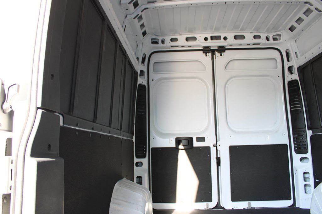 Used 2025 RAM ProMaster 3500 w/ Convenience Group FWD image 14