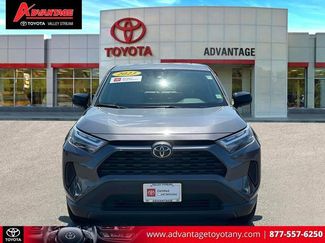 Used 2023 Toyota RAV4 LE AWD/4WD video 2