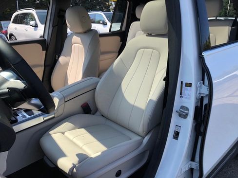 New 2026 Mercedes-Benz GLB 250 4MATIC image 30