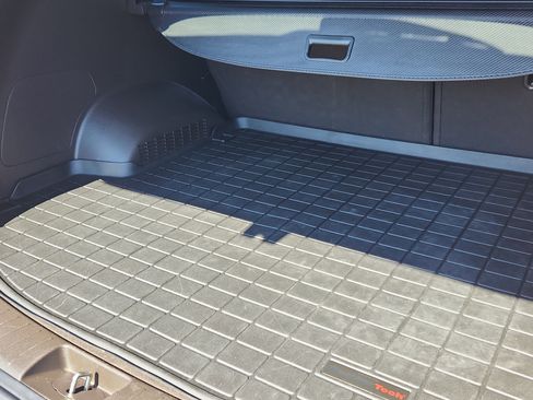 Used 2019 Hyundai Santa Fe SE image 11