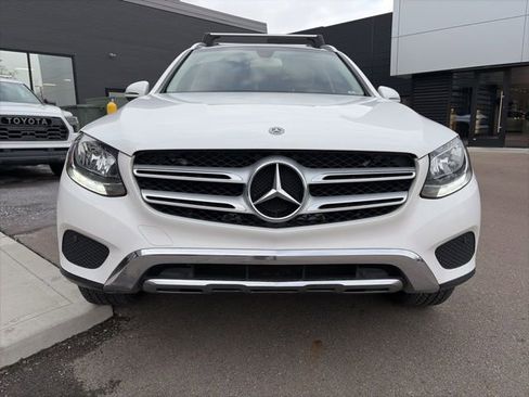Used 2018 Mercedes-Benz GLC 300 4MATIC image 5
