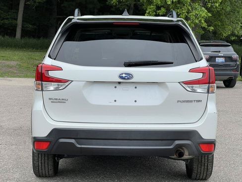 Used 2024 Subaru Forester Premium AWD/4WD image 40