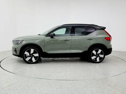 Used 2023 Volvo XC40 Recharge Ultimate w/ Protection Package Premier image 8