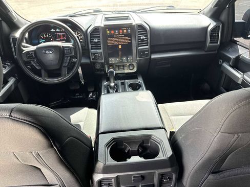 Used 2019 Ford F150 XLT w/ Equipment Group 302A Luxury AWD/4WD image 15