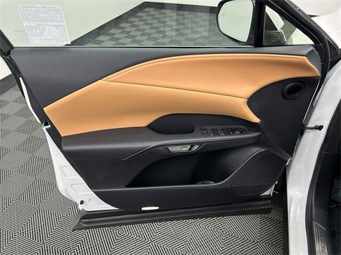 Used 2023 Lexus RX 350 Premium Plus image 9