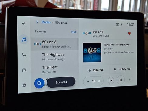 Used 2026 Toyota Corolla Cross XLE w/ Convenience Package image 17