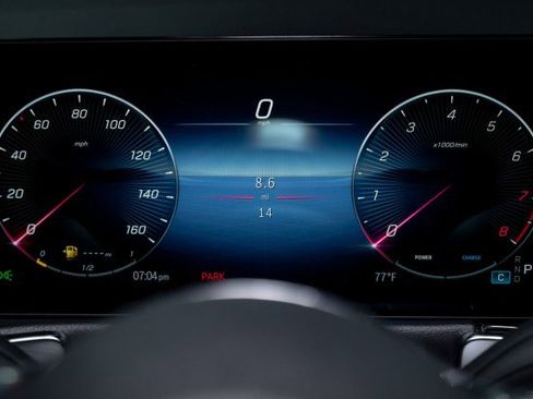 New 2026 Mercedes-Benz GLB 250 image 21