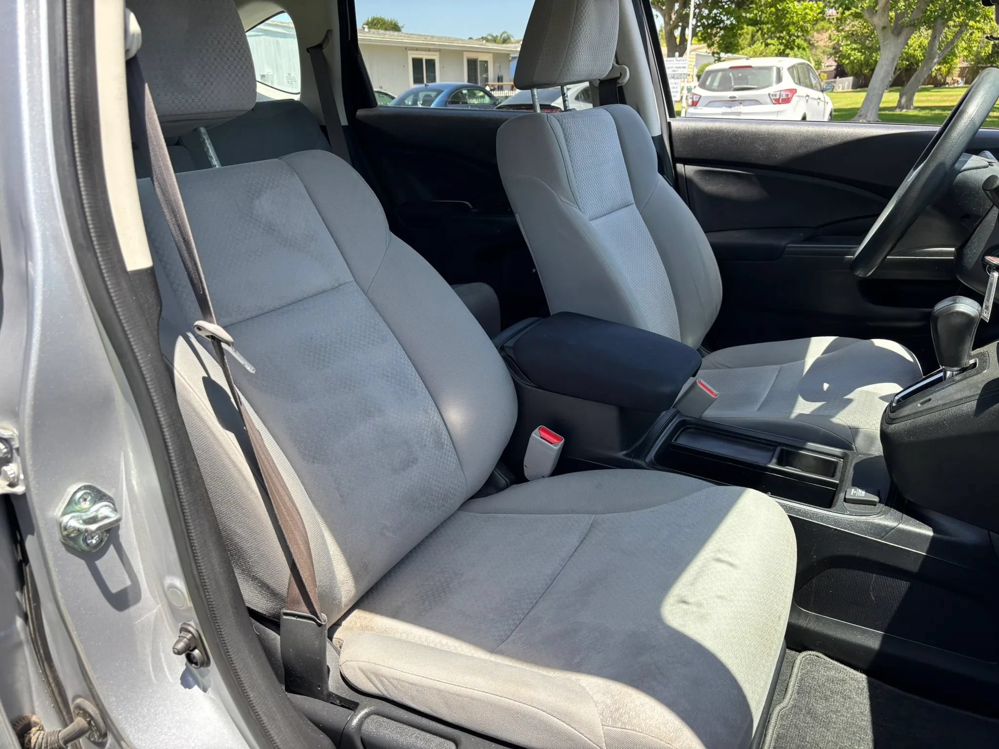 Used 2016 Honda CR-V LX image 7