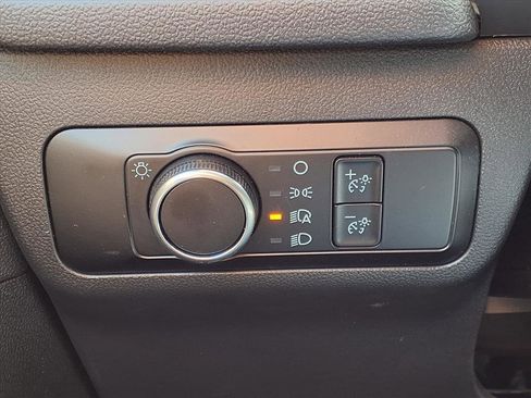 Used 2025 Ford Escape ST-Line image 13