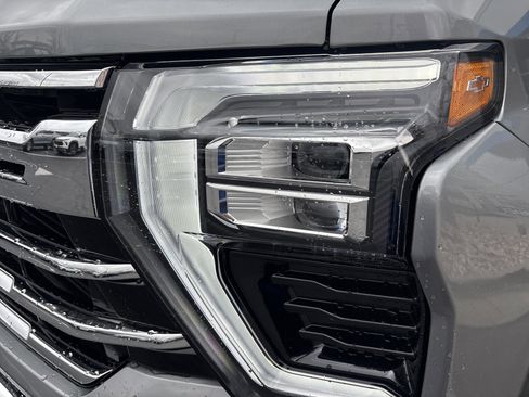 New 2026 Chevrolet Silverado 3500 LTZ w/ LTZ Convenience Package AWD/4WD image 11