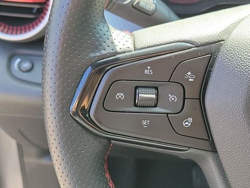 Used 2024 Chevrolet Trax RS w/ Driver Confidence Package FWD image 9