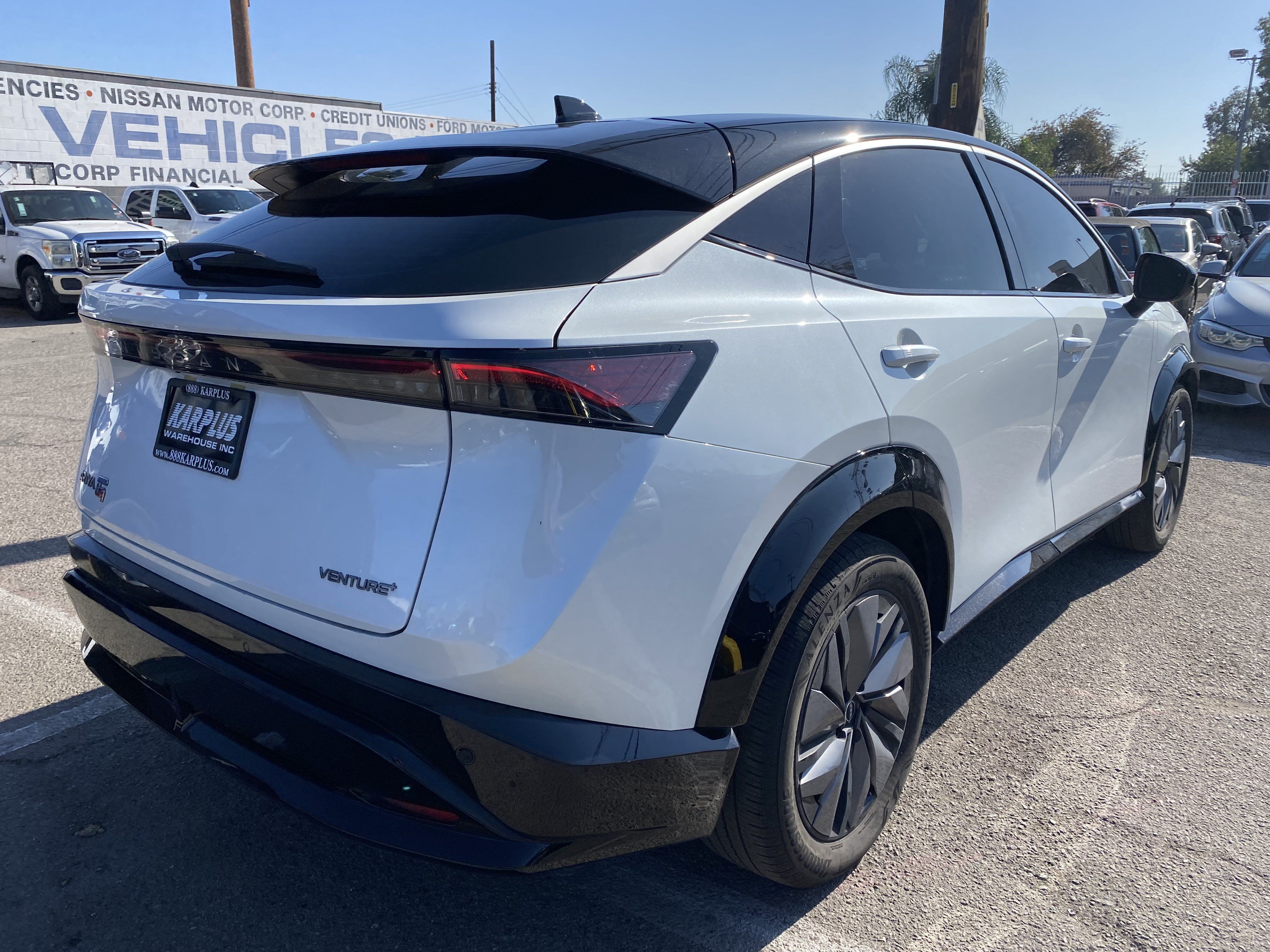 Used 2023 Nissan Ariya FWD image 12