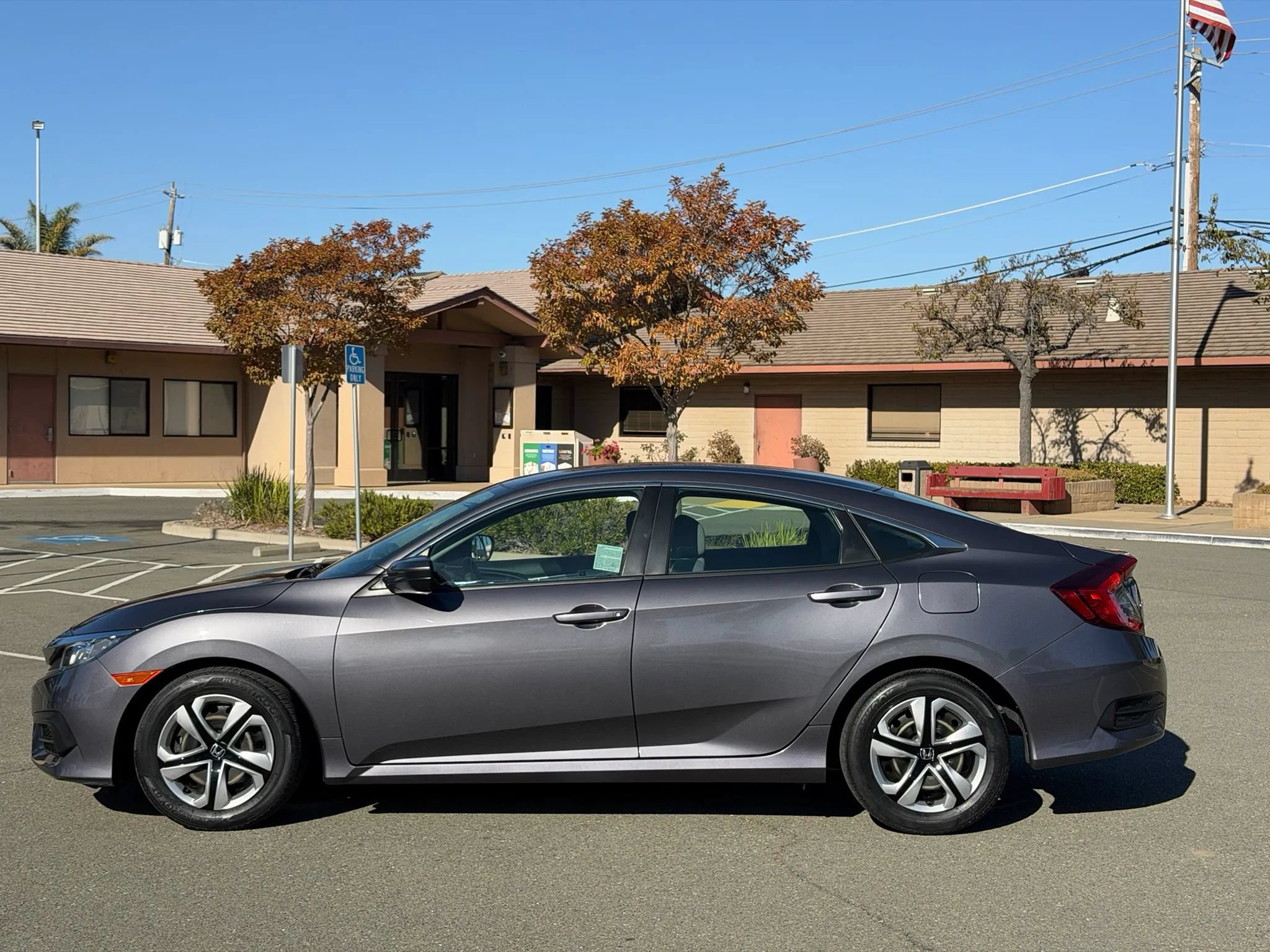 Used 2017 Honda Civic LX image 2