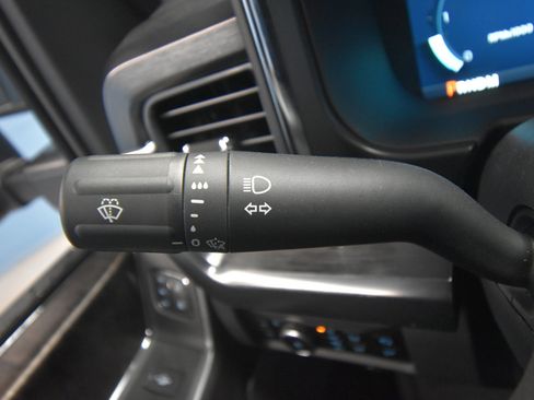 New 2025 Ford F250 Lariat w/ Lariat Ultimate Package image 10