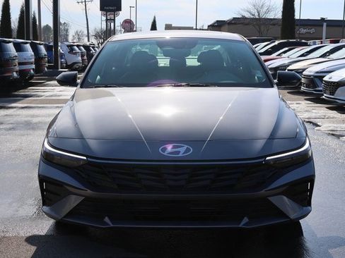 New 2026 Hyundai Elantra SEL Sport image 2