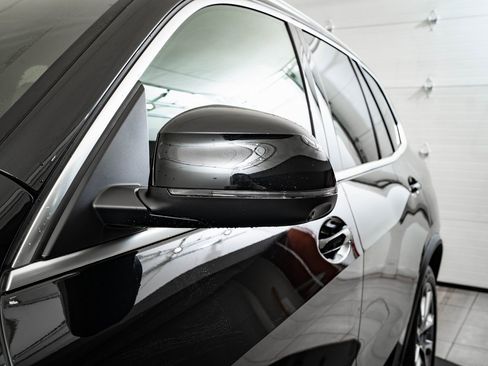 New 2026 BMW X5 xDrive40i w/ Climate Comfort Package image 17