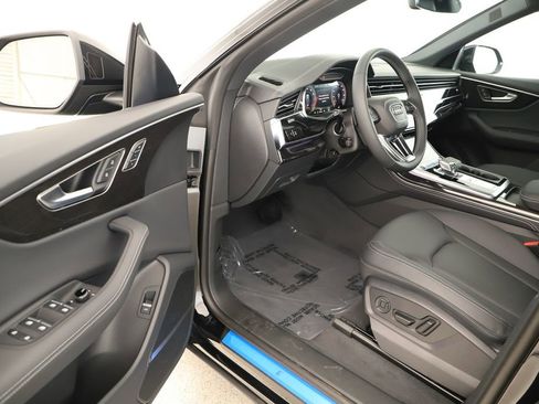 New 2026 Audi Q8 Premium Plus image 14
