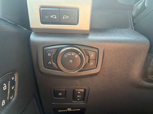 Used 2022 Ford F350 Lariat w/ Lariat Ultimate Package AWD/4WD image 50