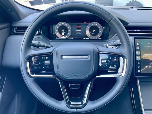 New 2026 Land Rover Range Rover Velar Dynamic SE AWD/4WD image 21