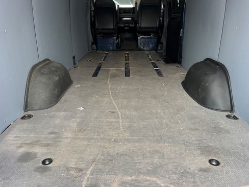 Used 2022 Mercedes-Benz Sprinter 2500 image 15
