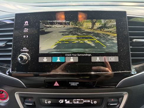 Certified 2023 Honda Passport TrailSport image 38