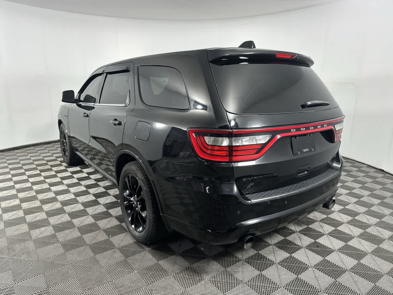Used 2020 Dodge Durango R/T w/ Blacktop Package AWD/4WD image 6