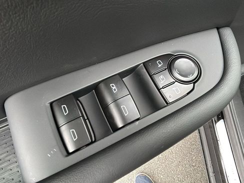 New 2026 Buick Enclave Preferred w/ Power Package image 10