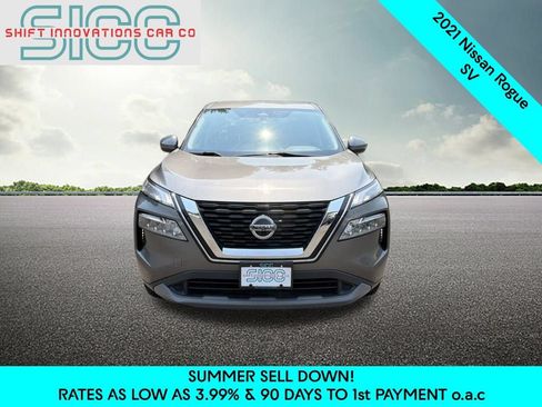 Used 2021 Nissan Rogue SV AWD/4WD image 2