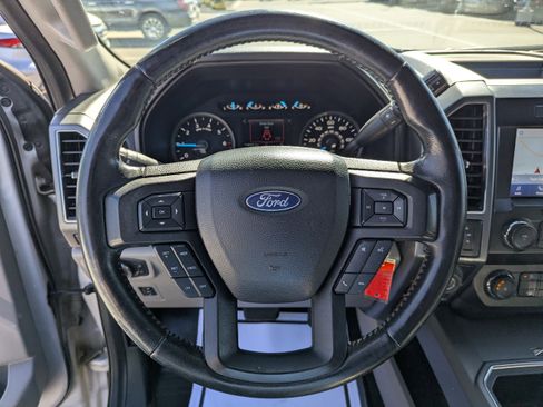 Used 2019 Ford F150 XLT w/ Equipment Group 302A Luxury AWD/4WD image 16