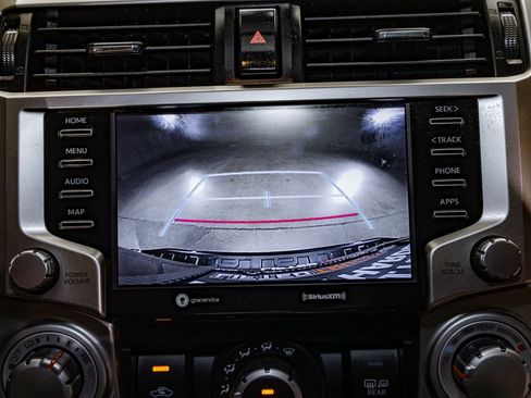 Used 2021 Toyota 4Runner SR5 AWD/4WD image 18