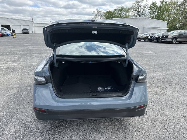 New 2026 Nissan Sentra SV w/ Floor Mat Package FWD image 28