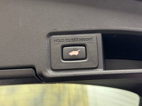 Used 2024 Acura RDX SH-AWD image 35