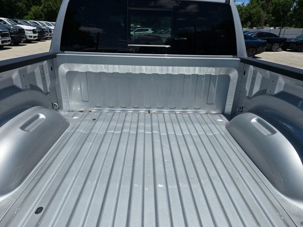 New 2026 RAM 1500 Big Horn AWD/4WD image 7