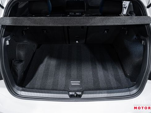 Used 2024 Volkswagen Golf R 4-Door image 32