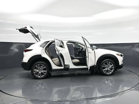 Used 2023 MAZDA CX-30 AWD 2.5 S w/ Preferred Package image 4