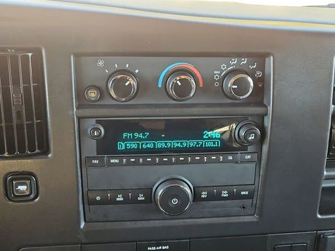 Used 2024 Chevrolet Express 3500 LS image 17