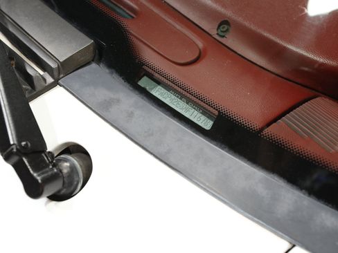 Used 1992 Ford Mustang GT RWD image 63