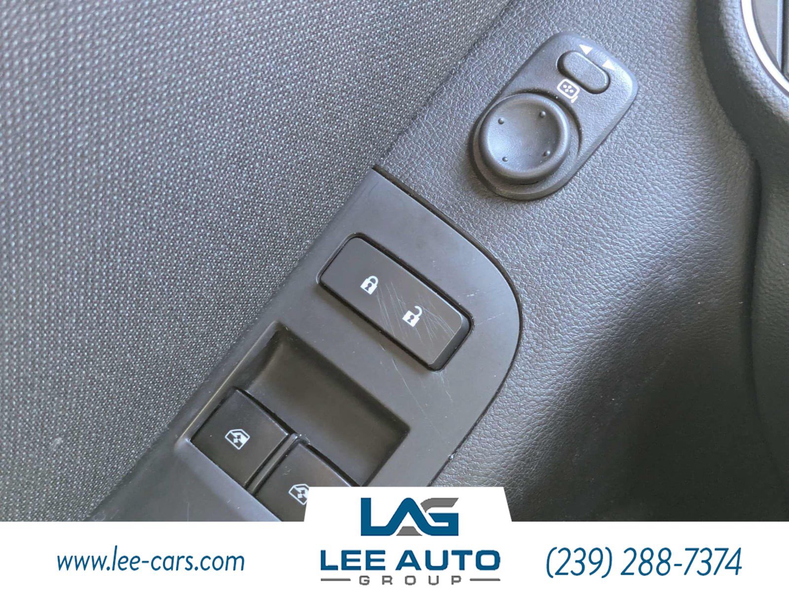 Used 2015 Chevrolet Camaro LT RWD image 18