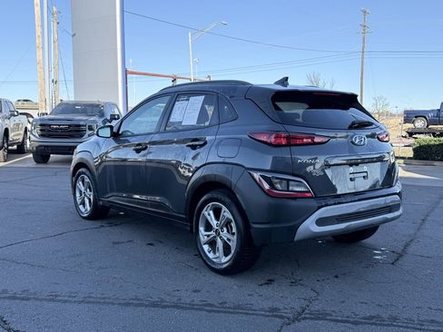 Used 2022 Hyundai Kona SEL w/ Convenience Package image 5