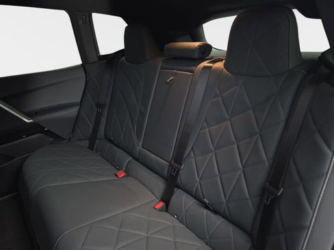 New 2026 BMW iX xDrive60 w/ M Sport Package image 14