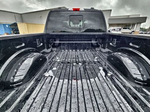 New 2025 Ford F350 Platinum w/ Platinum Plus Package AWD/4WD image 15