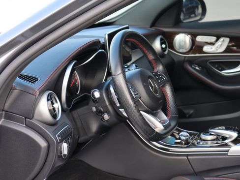 Used 2018 Mercedes-Benz C 43 AMG 4MATIC Sedan image 31