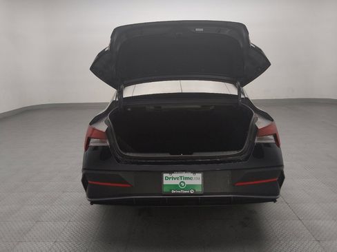 Used 2024 Hyundai Elantra SEL image 29