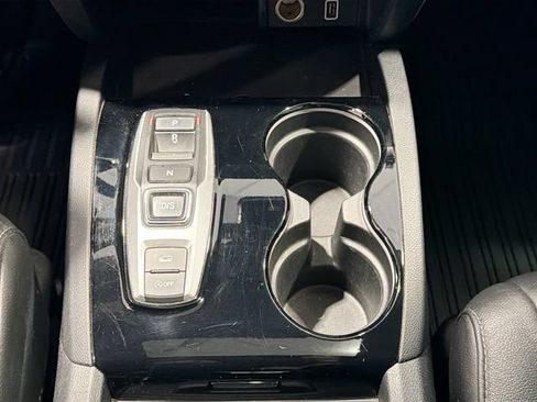 Used 2021 Honda Pilot Touring image 15
