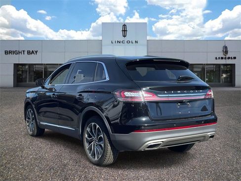 Certified 2022 Lincoln Nautilus Reserve image 4