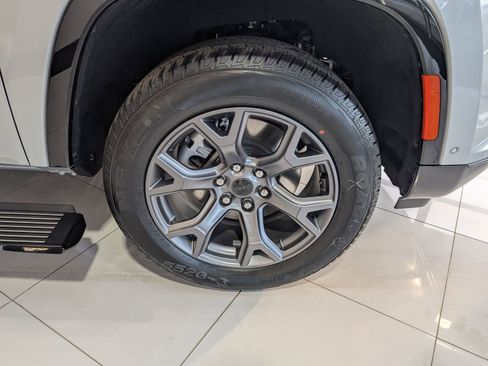 New 2026 Jeep Grand Wagoneer Limited image 20