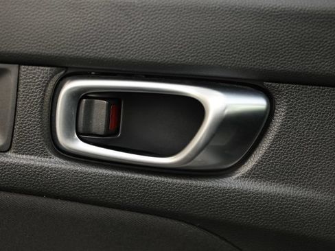 Used 2023 Honda Civic Sport image 17