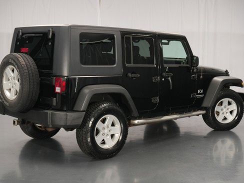 Used 2008 Jeep Wrangler Unlimited X AWD/4WD image 10