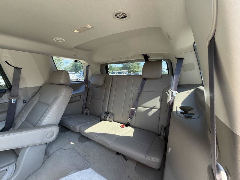 Used 2017 GMC Yukon SLT w/ HD Trailering Package AWD/4WD image 11